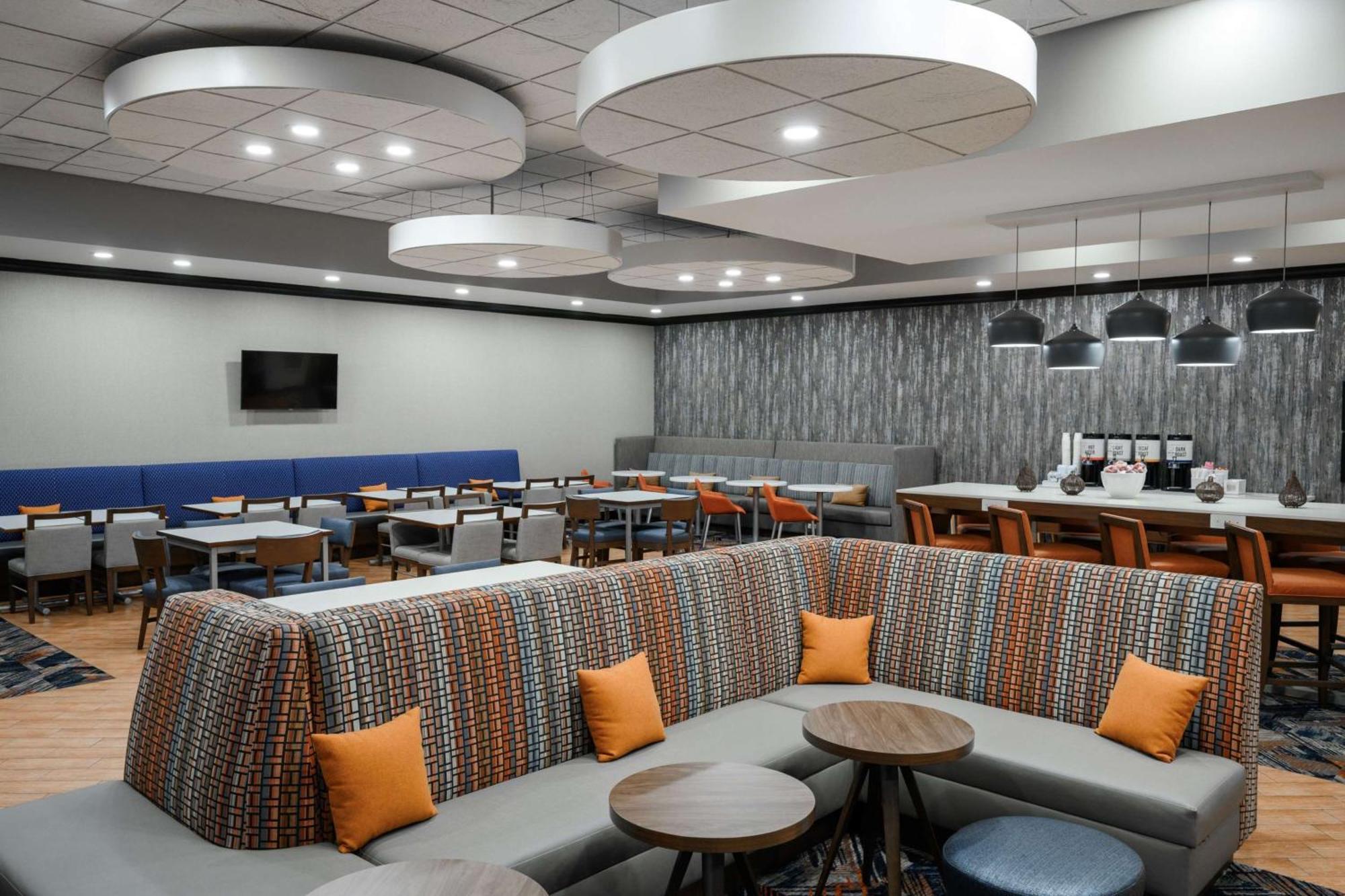 Hampton Inn Evansville Airport Zewnętrze zdjęcie