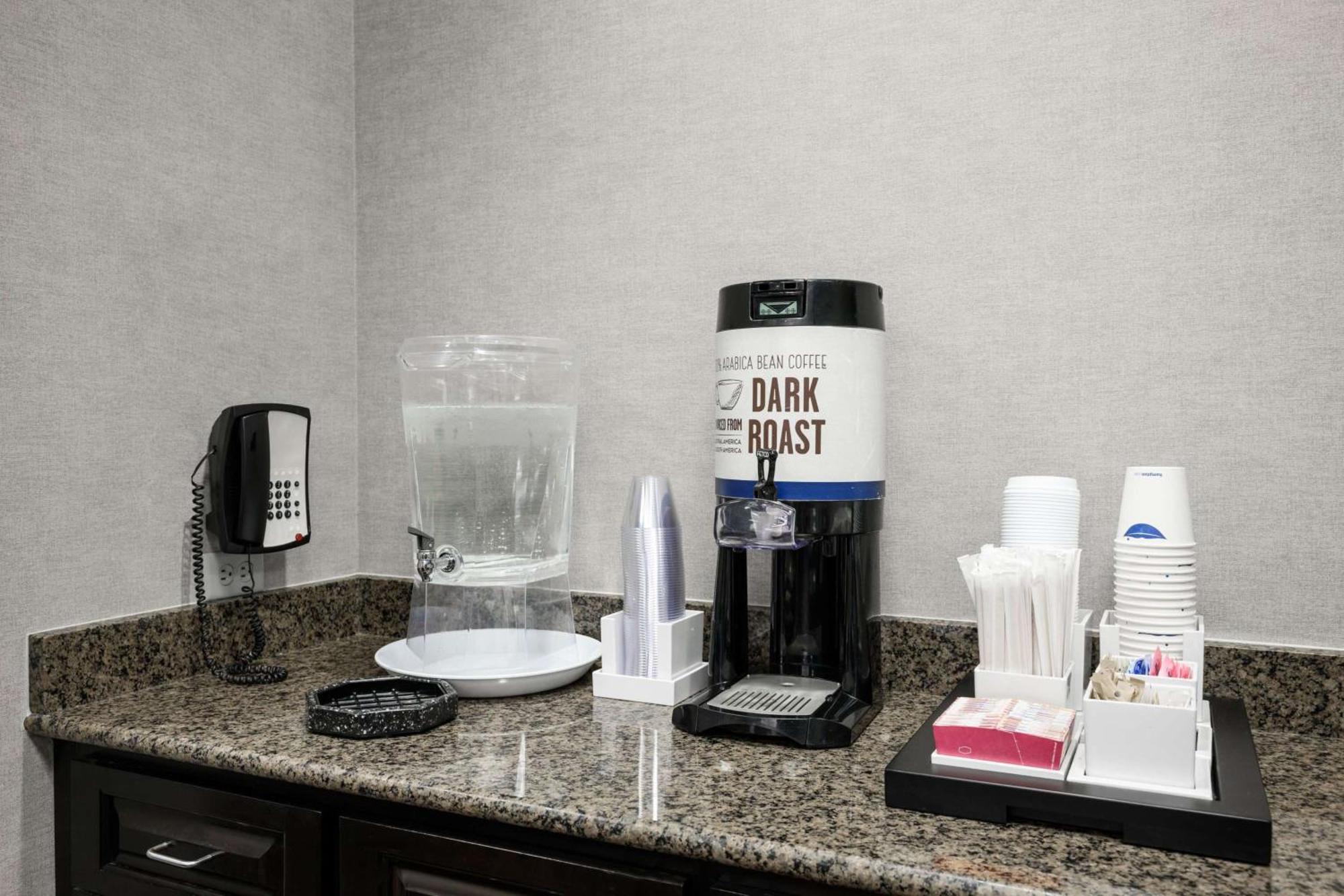 Hampton Inn Evansville Airport Zewnętrze zdjęcie